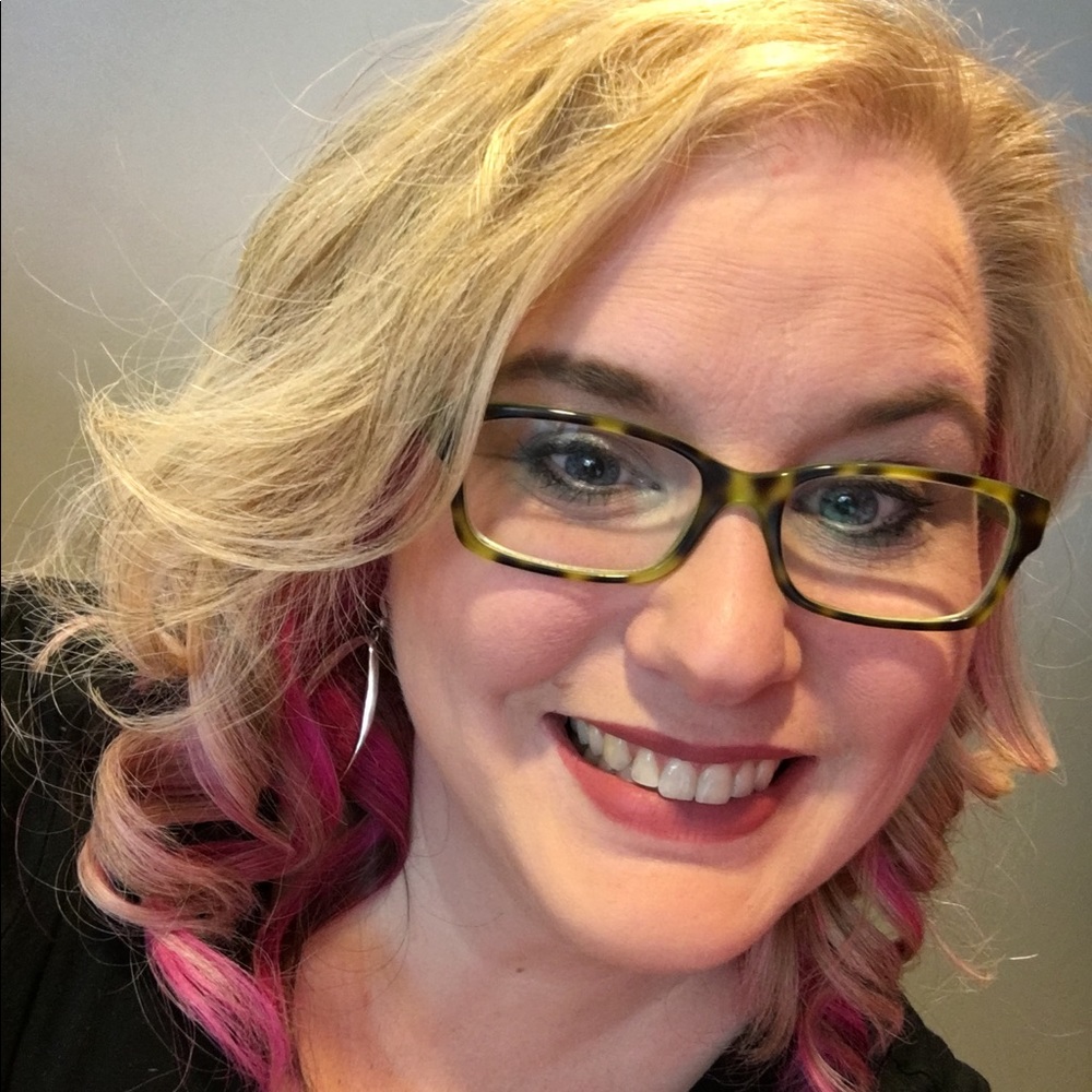 Meet your Posher, Cassandra
